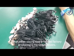 Escena de producción de los receptores de antena GPS Q-Fix-Youwei